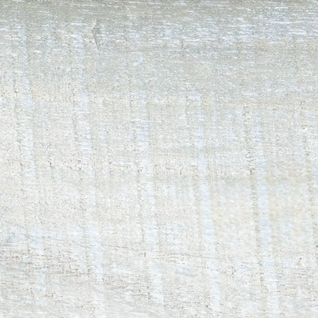 Beton periat în nuanță deschisă cu finisaj decorativ rezistent pentru exterior